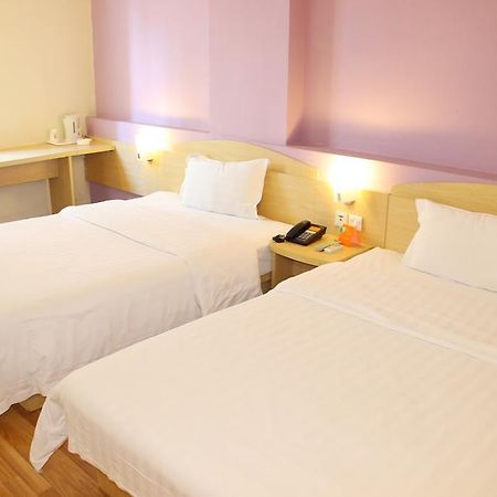 7Days Inn Foshan Qiandeng Lake Nangui Road Subway Station Exterior photo